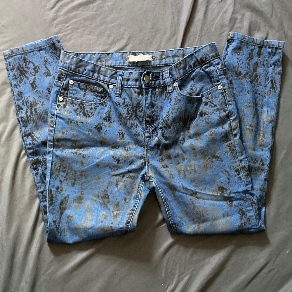 Free People Jacquard Black Flocked Blue Jeans Copperhead Skinny Size 30